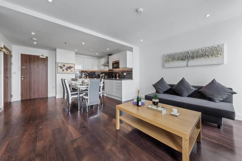 Beautiful Living Sleep 7 In London Bp34 Apartman Kültér fotó
